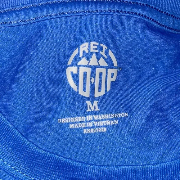 REI Coop Men’s Sz Medium Tech T-Shirt - Picture 3 of 5